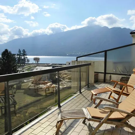 L'alizee - Terrace Overlooking The Apartmán *
