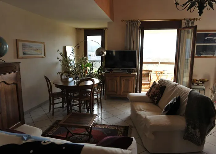 L'alizee - Terrace Overlooking The * エクスレバン